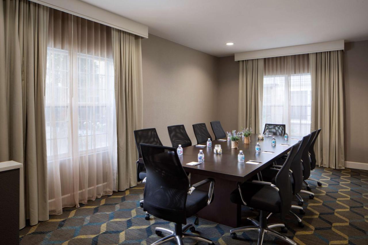 Sonesta Es Suites Fresno Bagian luar foto