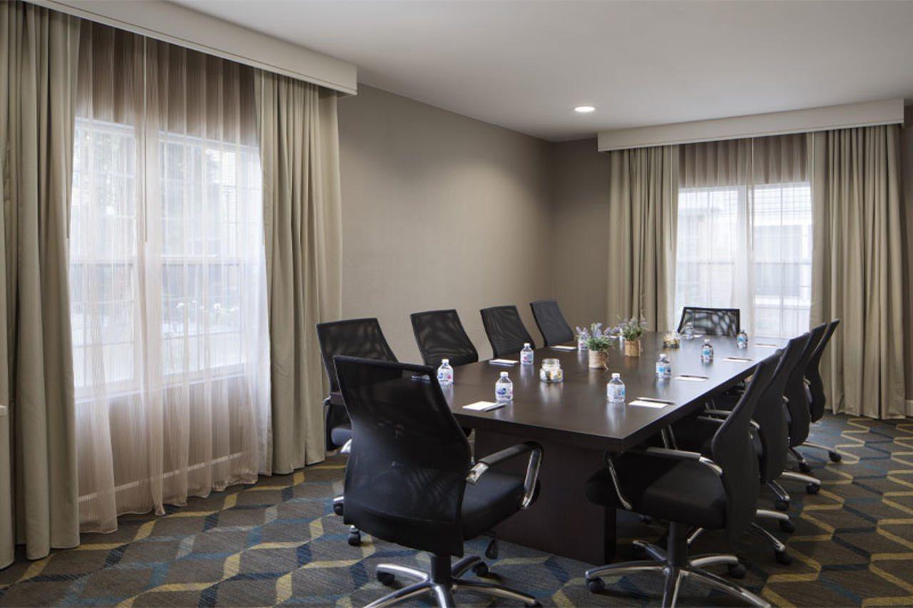 Sonesta Es Suites Fresno Bagian luar foto